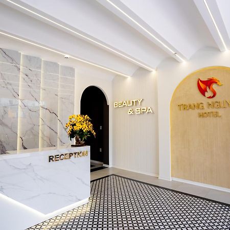 Trang Nguyen Hue Hotel エクステリア 写真