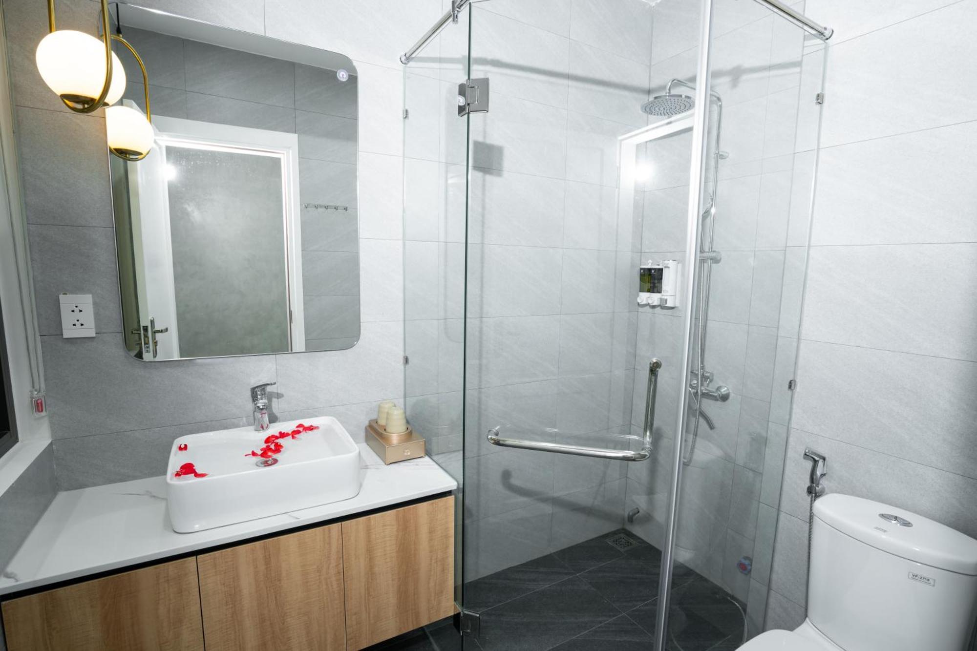 Trang Nguyen Hue Hotel エクステリア 写真